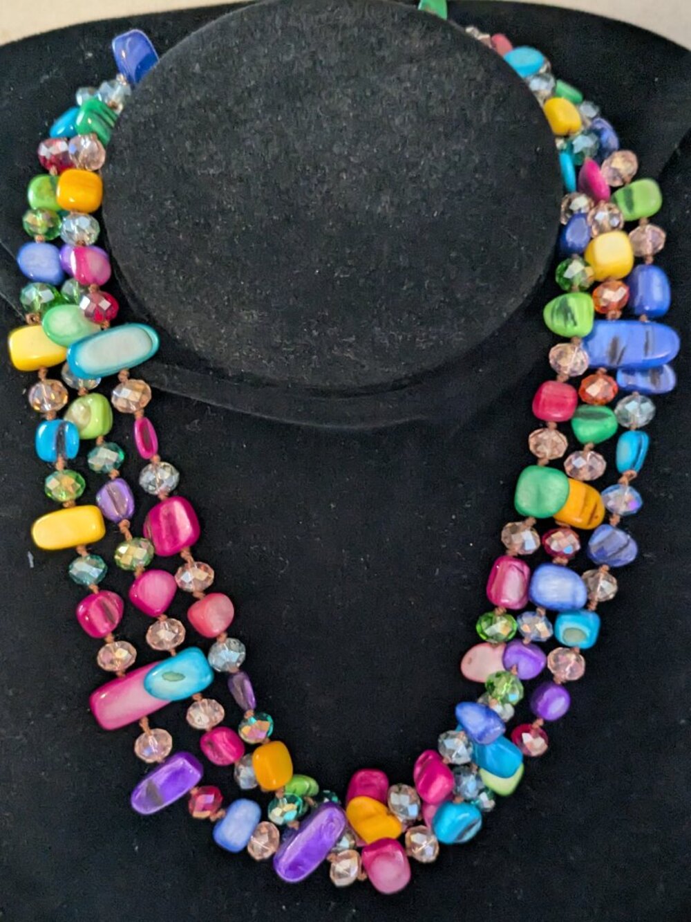 Beautiful Dyed Shell Chip Faceted Glass Beaded 3 Strand Rainbow Necklace